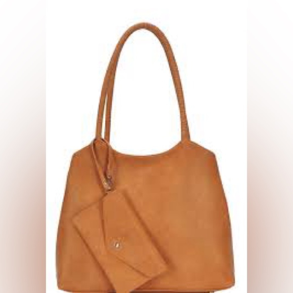 Brown shoulder bag with smaller bag within
Comfy straps. Excellent condition